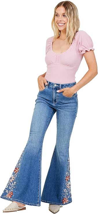 Altar’d State Lainey Floral Embroidered Flare Jeans – Medium Blue Denim