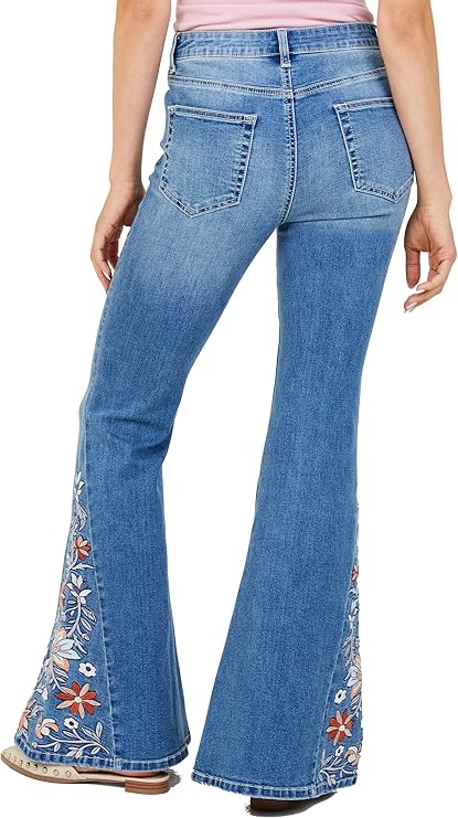 Altar’d State Lainey Floral Embroidered Flare Jeans – Medium Blue Denim